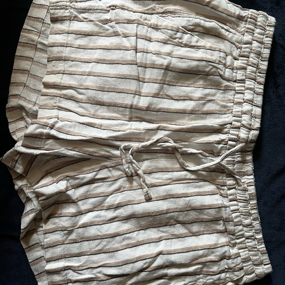 Old Navy High Waist Striped Shorts - Cream and Tan and Black